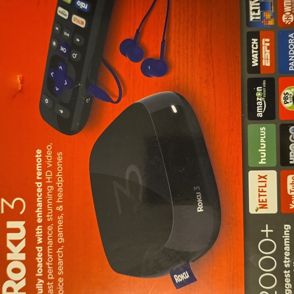 Roku 3 Streaming Device with Dual-Band Wireless,Media Player w Voice Search - Picture 8 of 16